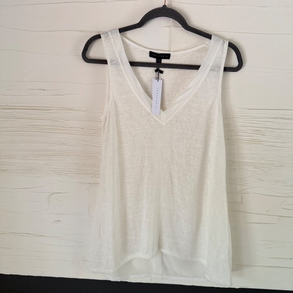 NWT! Anthropologie | Sanctuary  | Size Small | White V-Neck Button Back Blouse - Picture 2 of 8